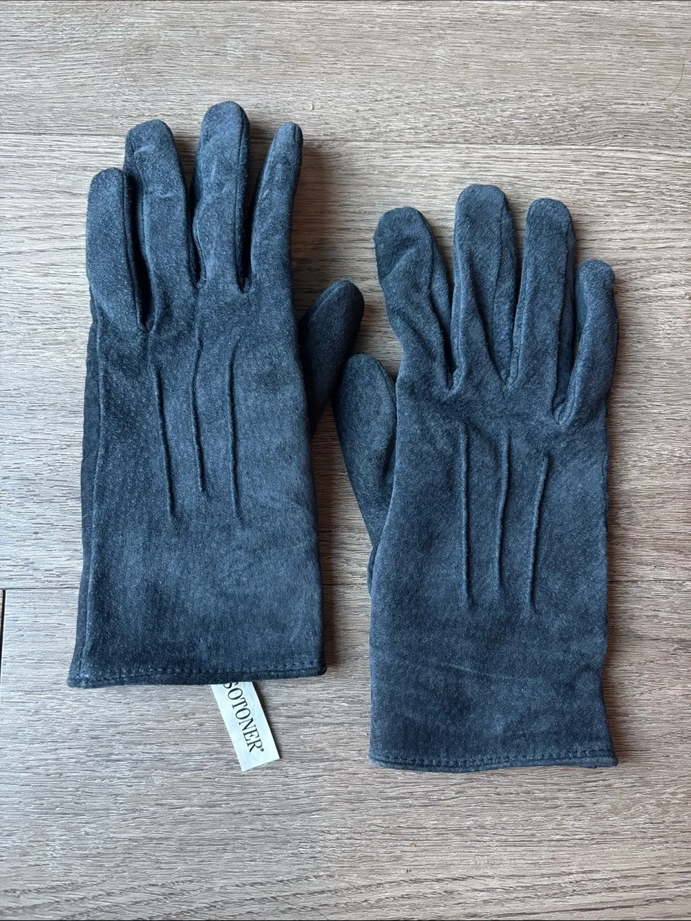 Isotoner women’s suede Navy Blue Leather Lined Driving Gloves. - Picture 2 of 8